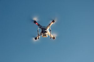 Para volar drones hay que cumplir la normativa vigente - The Drones Land